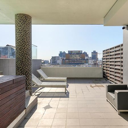 Backup-Powered Stylish Central Apartment Near Table Mountain Cape Town Exterior photo