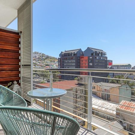 Backup-Powered Stylish Central Apartment Near Table Mountain Cape Town Exterior photo