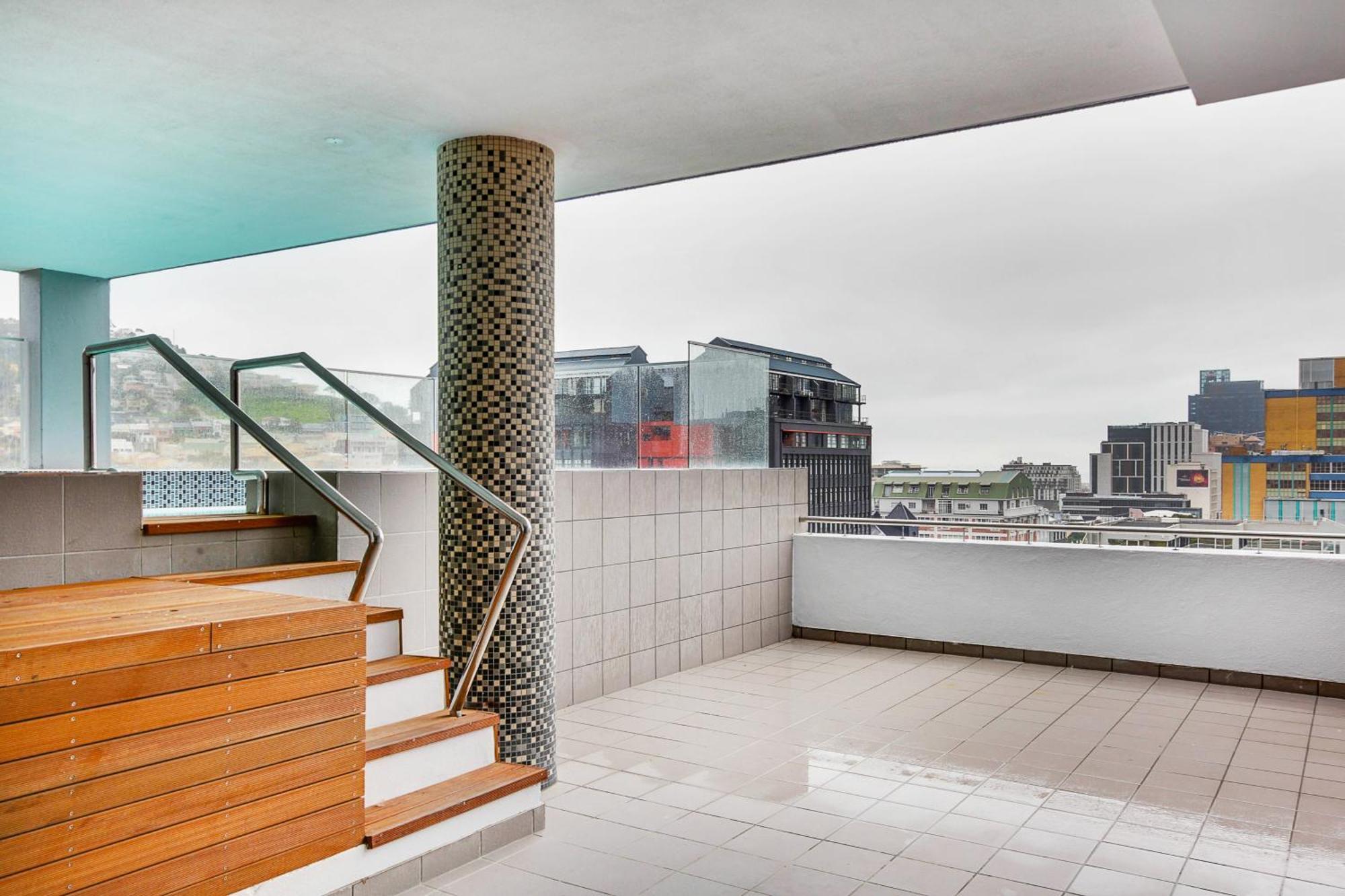 Backup-Powered Stylish Central Apartment Near Table Mountain Cape Town Exterior photo