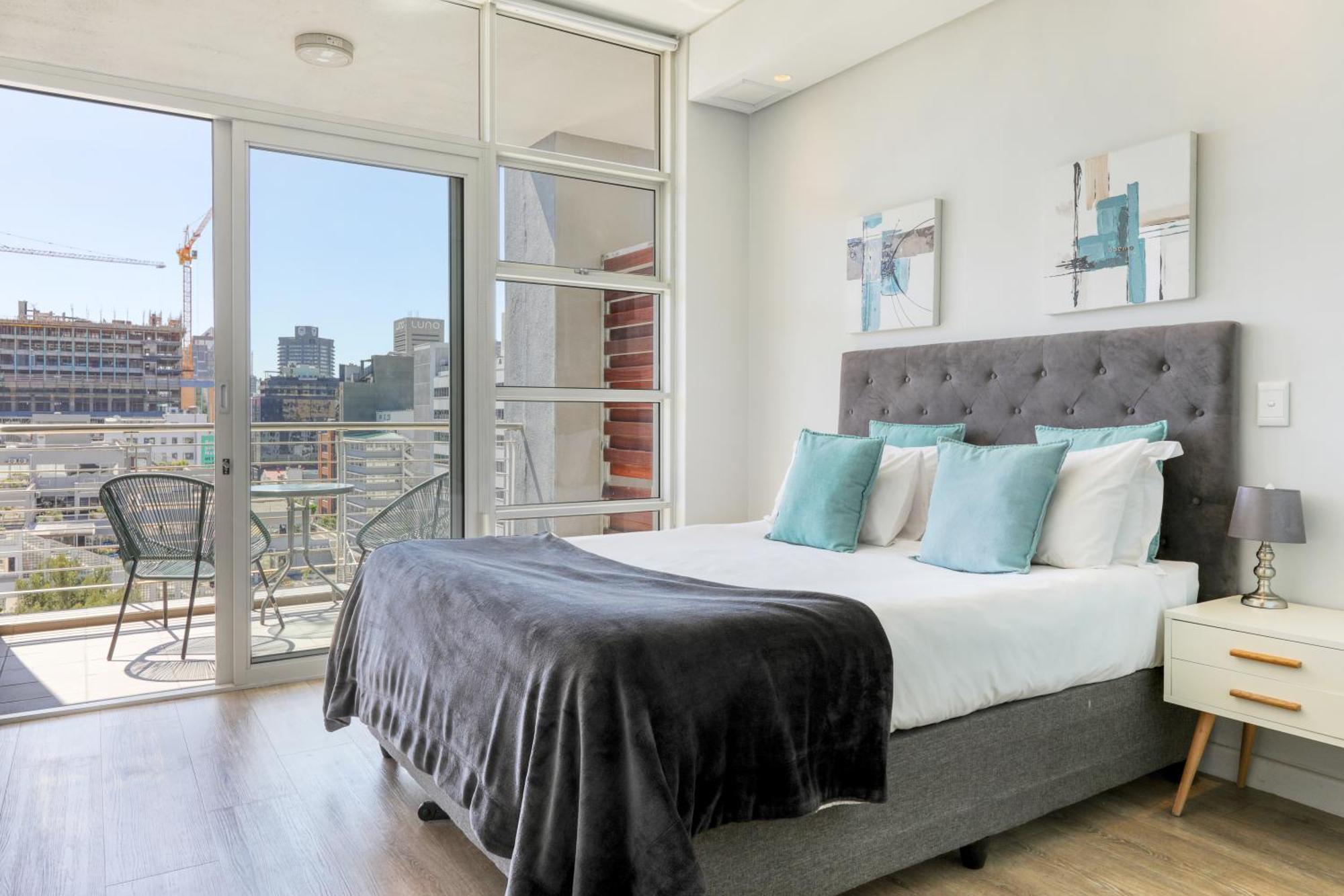 Backup-Powered Stylish Central Apartment Near Table Mountain Cape Town Exterior photo